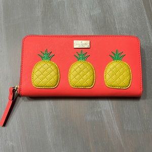 Kate Spade pineapple wallet